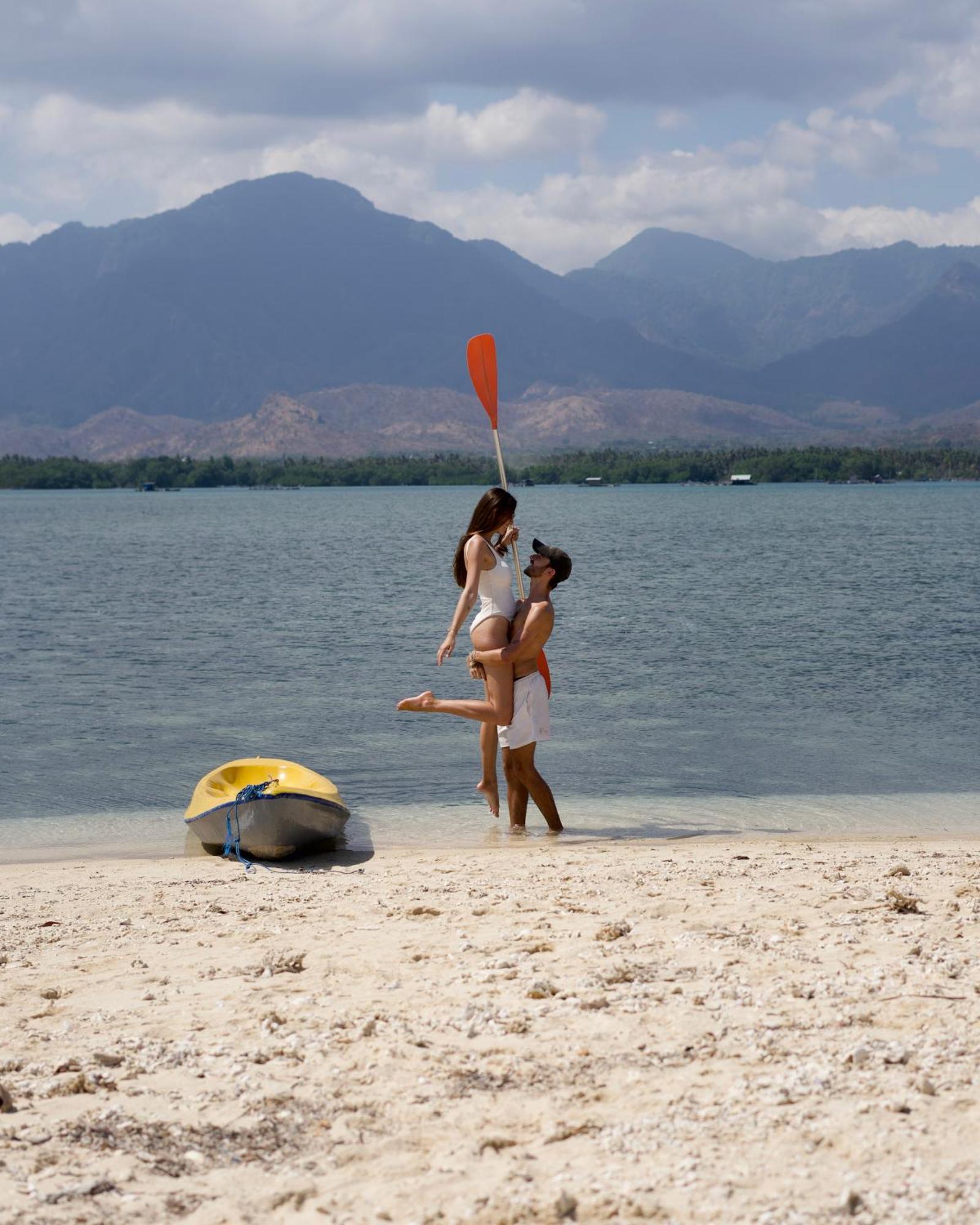 Mangroove Bay Boutique Hostel Banyuwedang Εξωτερικό φωτογραφία