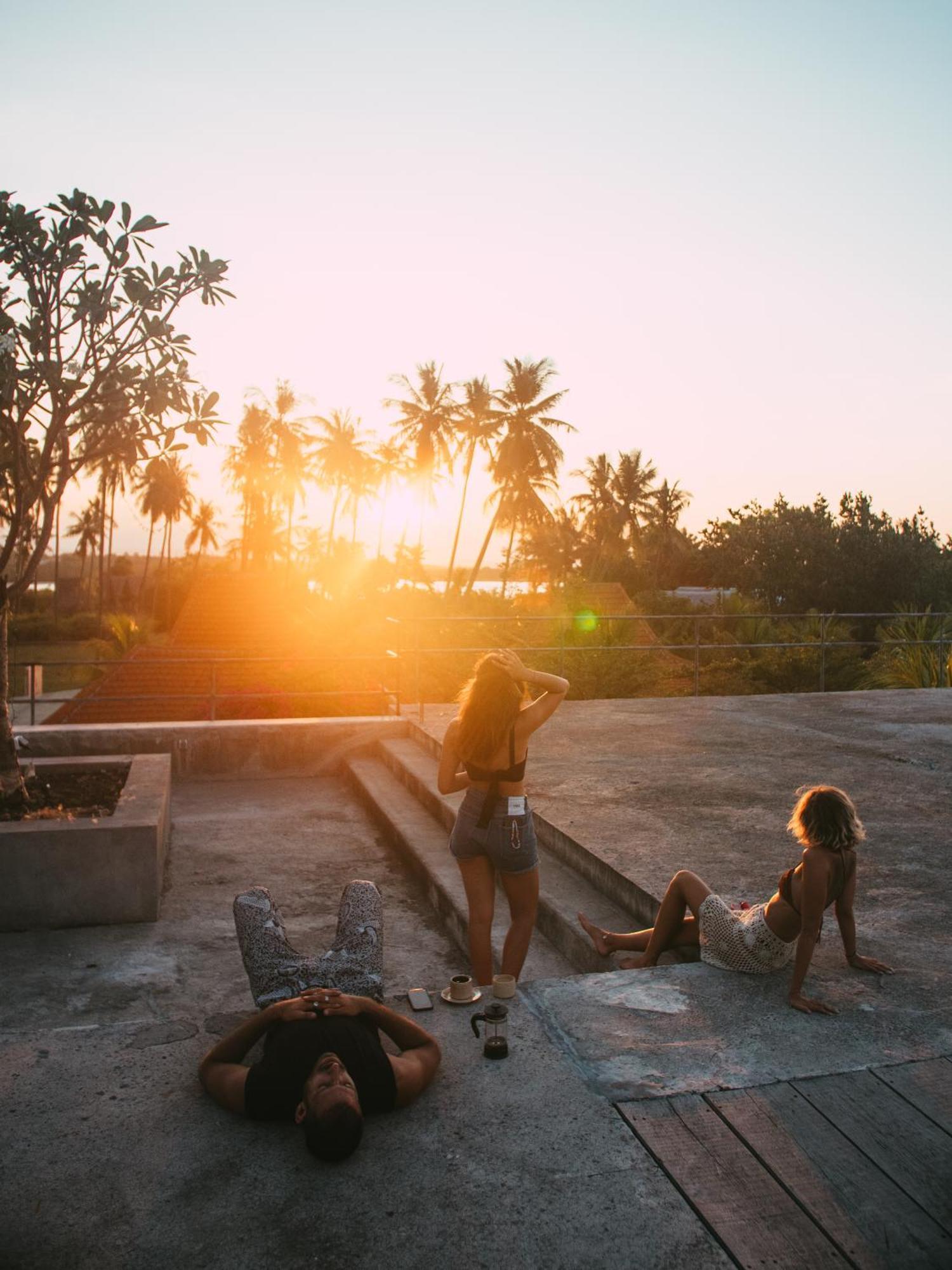 Mangroove Bay Boutique Hostel Banyuwedang Εξωτερικό φωτογραφία